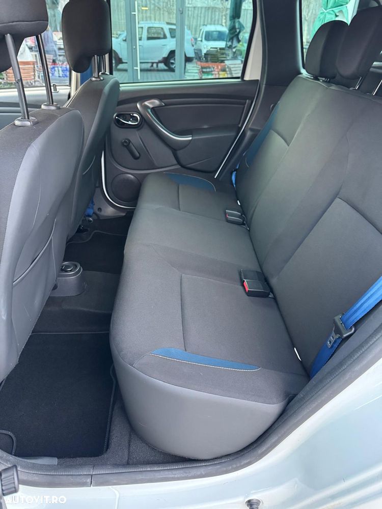 Dacia Duster 1.6 16V 105 4x2 Prestige - 10