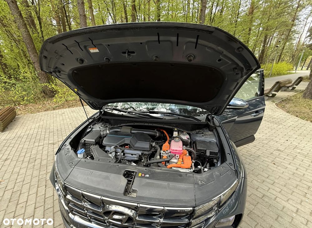 Hyundai Tucson 1.6 T-GDi HEV Executive 4WD - 36