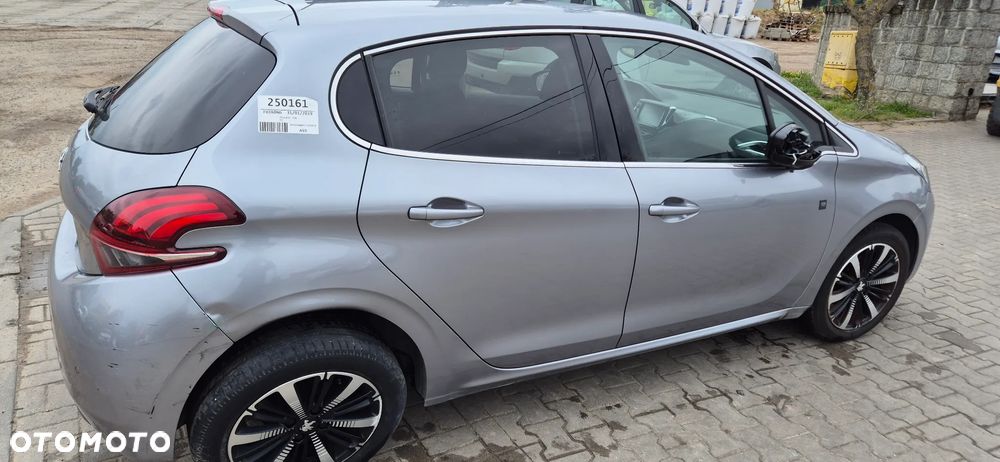 Peugeot 208 1.2 PureTech Access - 8