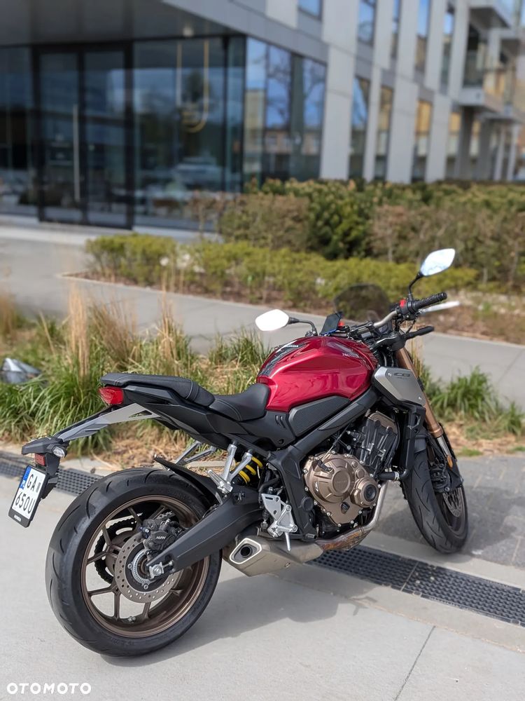 Honda CB - 9