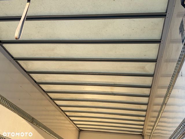 Iveco EUROCARGO 120E25 KONTENER + WINDA - 13