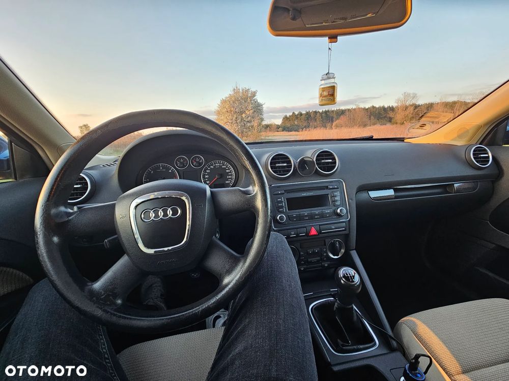 Audi A3 3-drzwiowe 1.9 TDI Attraction - 14