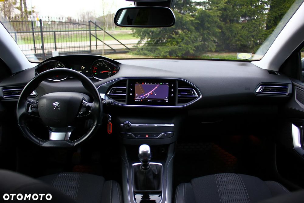 Peugeot 308 BlueHDi FAP 130 Stop & Start Allure - 36