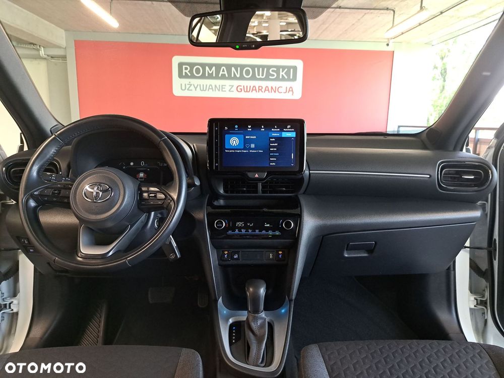 Toyota Yaris Cross Hybrid 1.5 Comfort 4x4 - 14