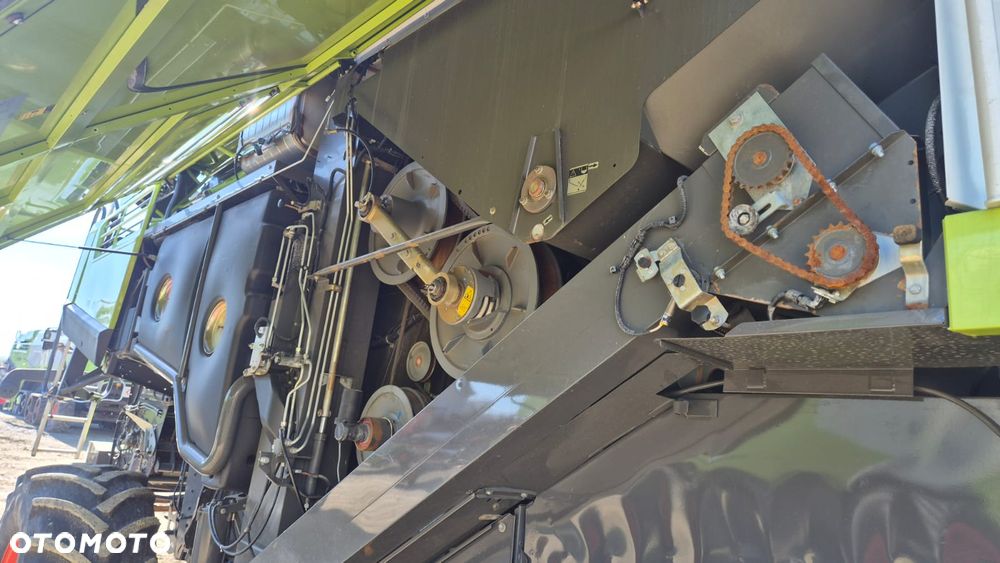 Claas Lexion 770TT z hederem - 13