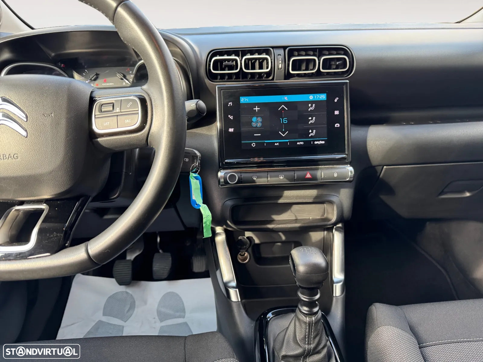 Citroën C3 Aircross 1.2 PureTech Shine - 12