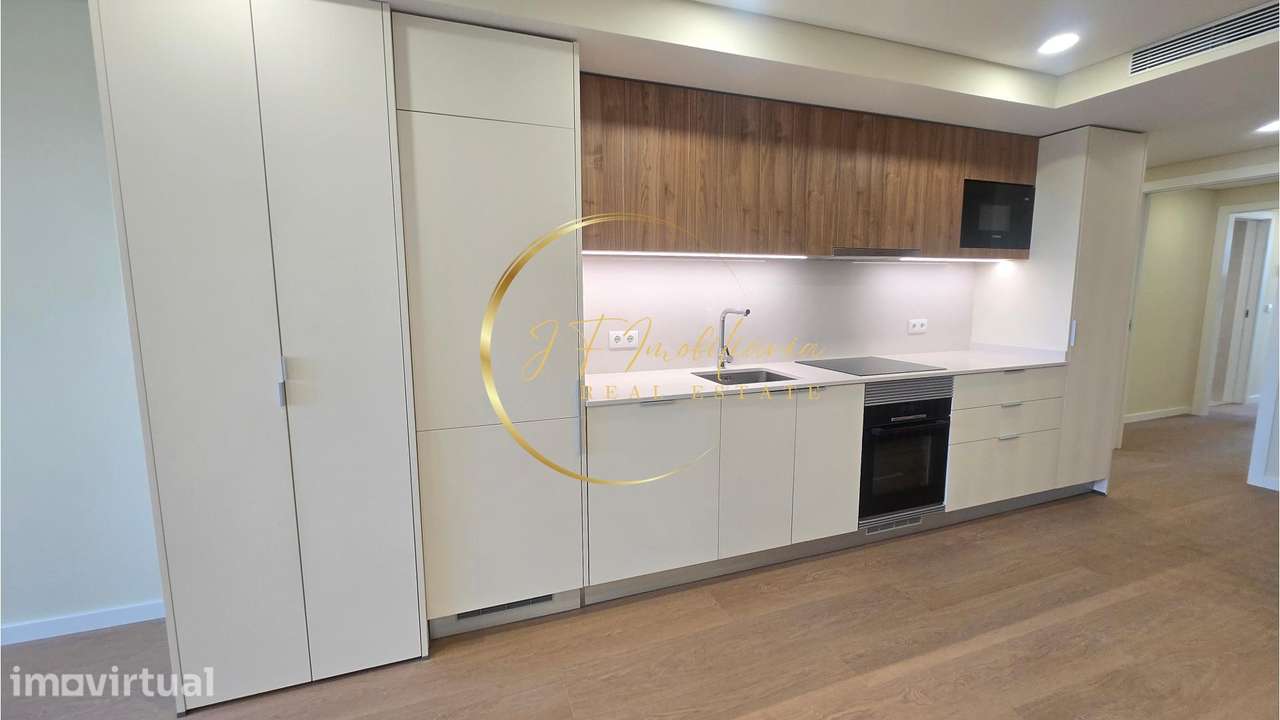 Apartamento T2 em Aveiro - Grande imagem: 2/25