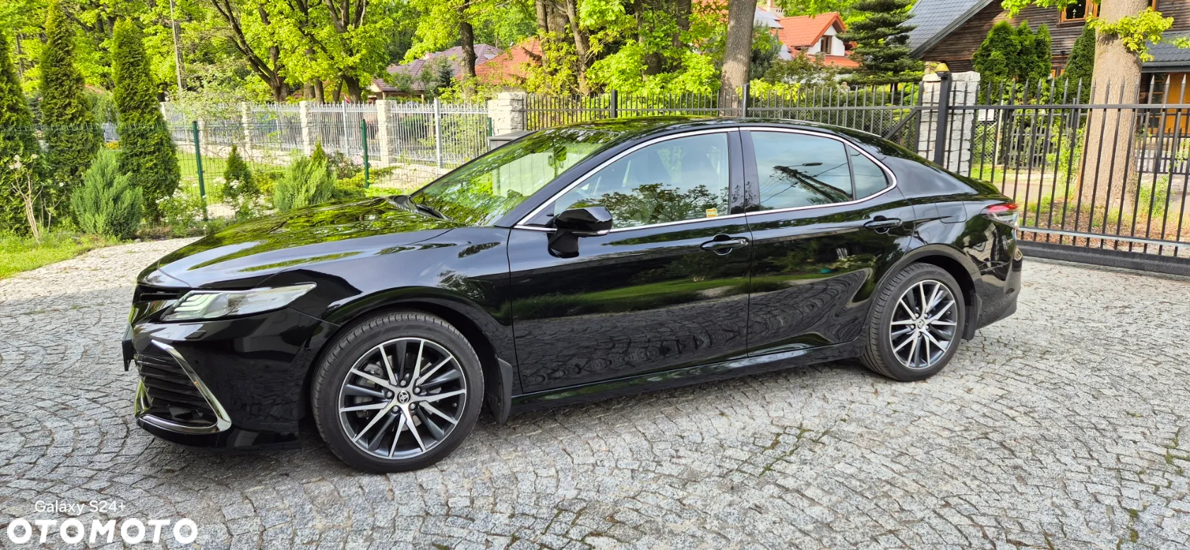 Toyota Camry 2.5 Hybrid Executive CVT - 4