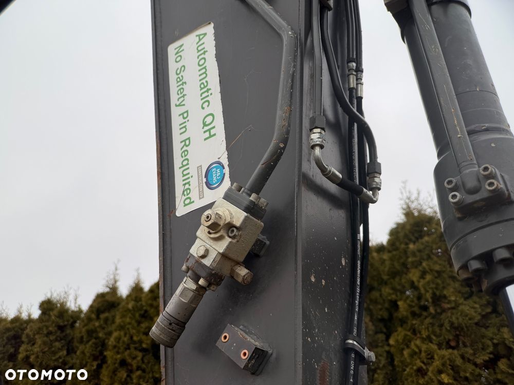 Volvo EC 140 EL - 19