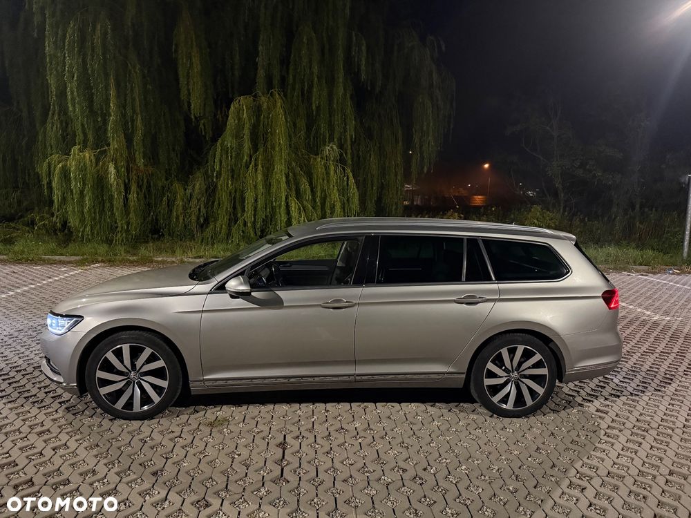 Volkswagen Passat - 19