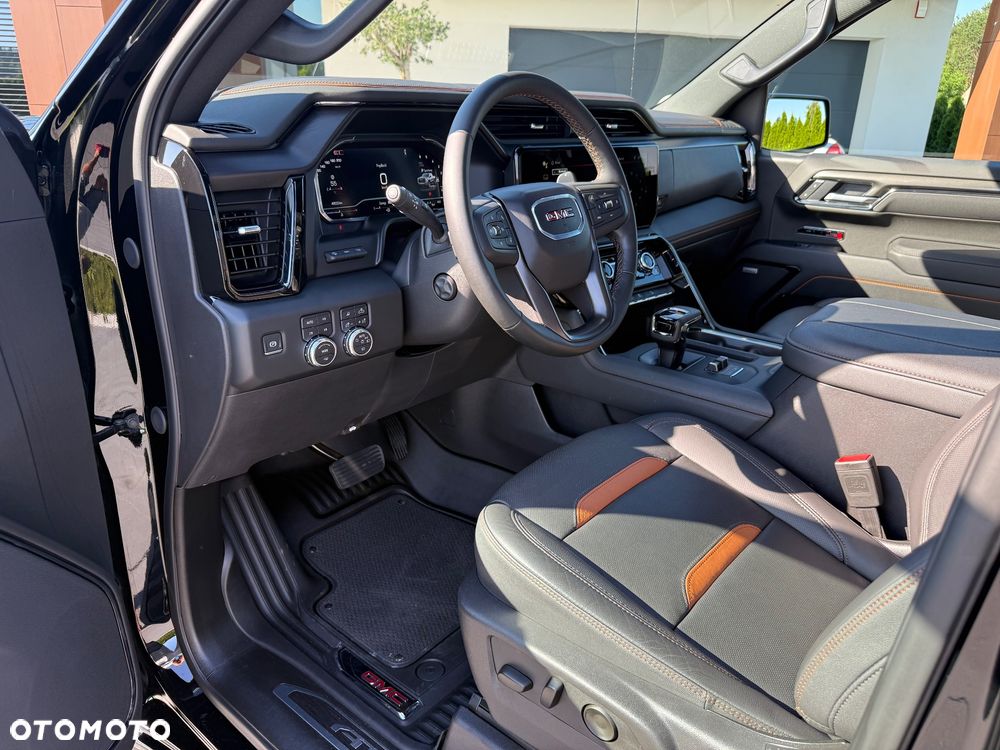 GMC Sierra - 24