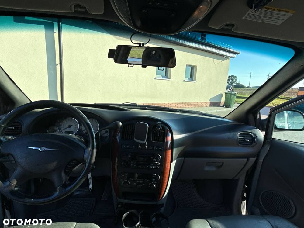 Chrysler Grand Voyager 2004 photo 3