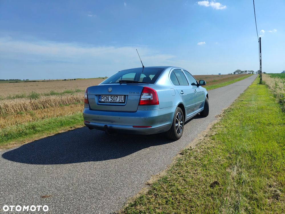Skoda Octavia 1.6 Ambition - 5