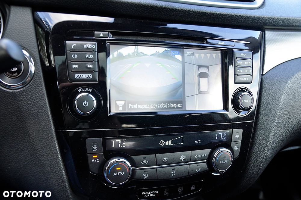Nissan Qashqai 1.5 dCi N-Connecta - 18