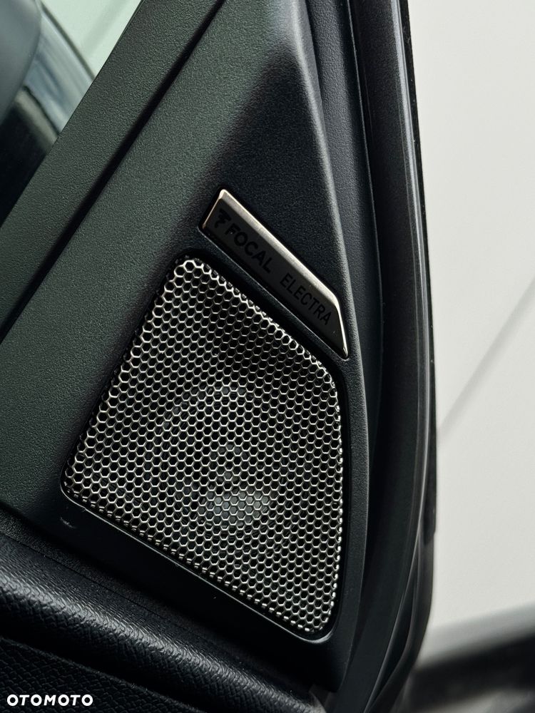 DS Automobiles DS 7 Crossback 2.0 BlueHDi Performance Line + - 28