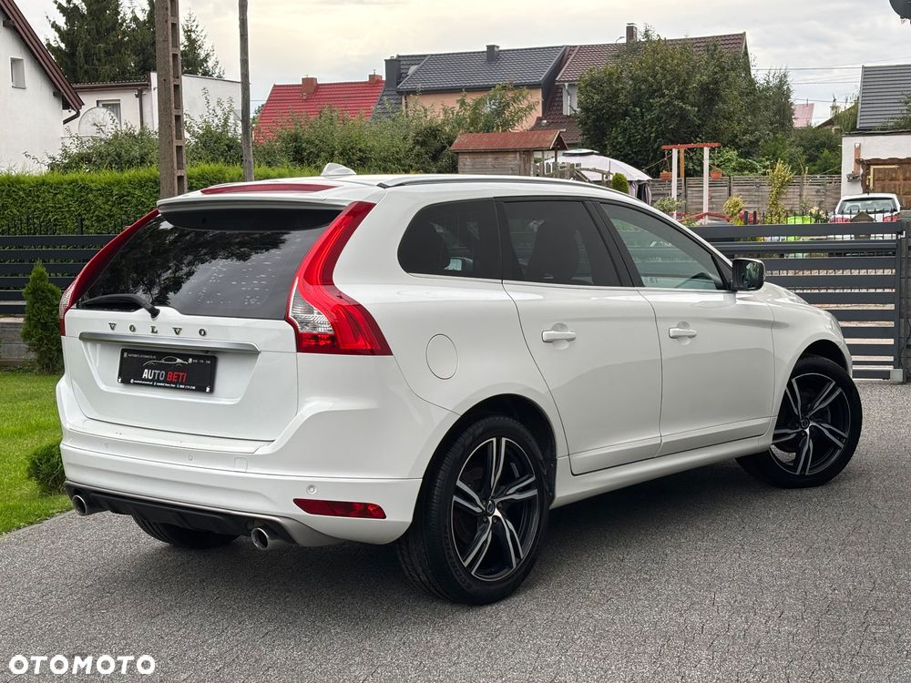 Volvo XC 60 D4 AWD Geartronic RDesign - 4