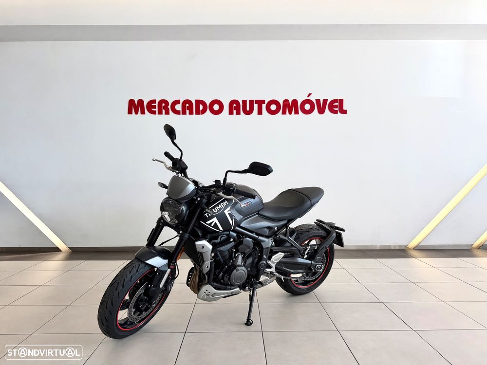 Triumph Trident 660 - 2