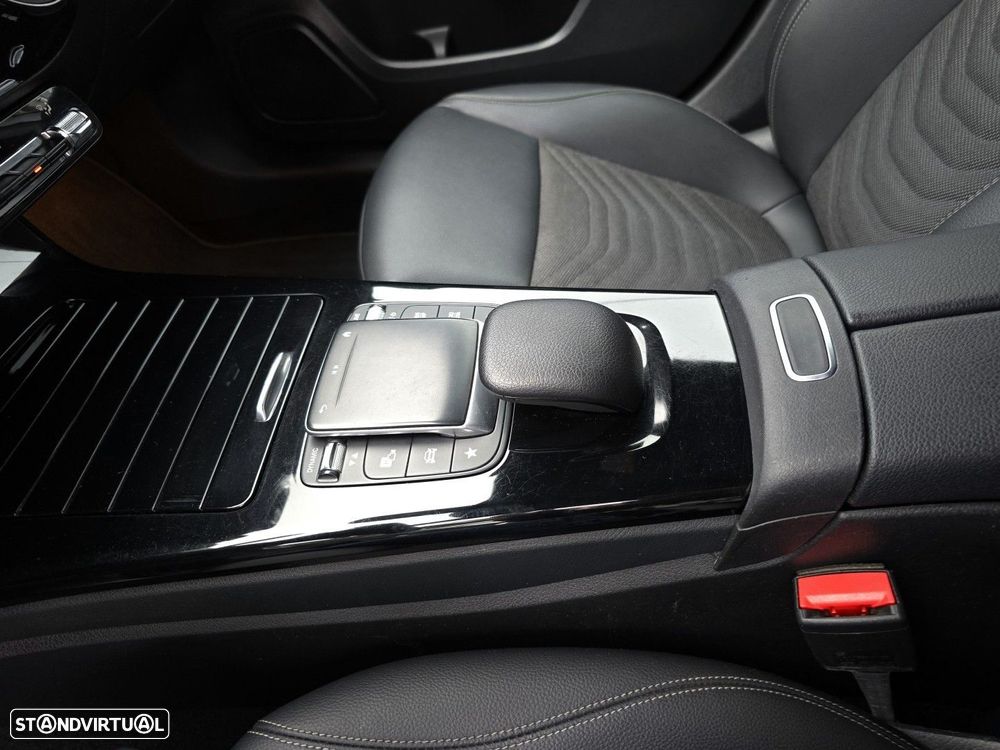 Mercedes-Benz A 180 d AMG Line Aut. - 30