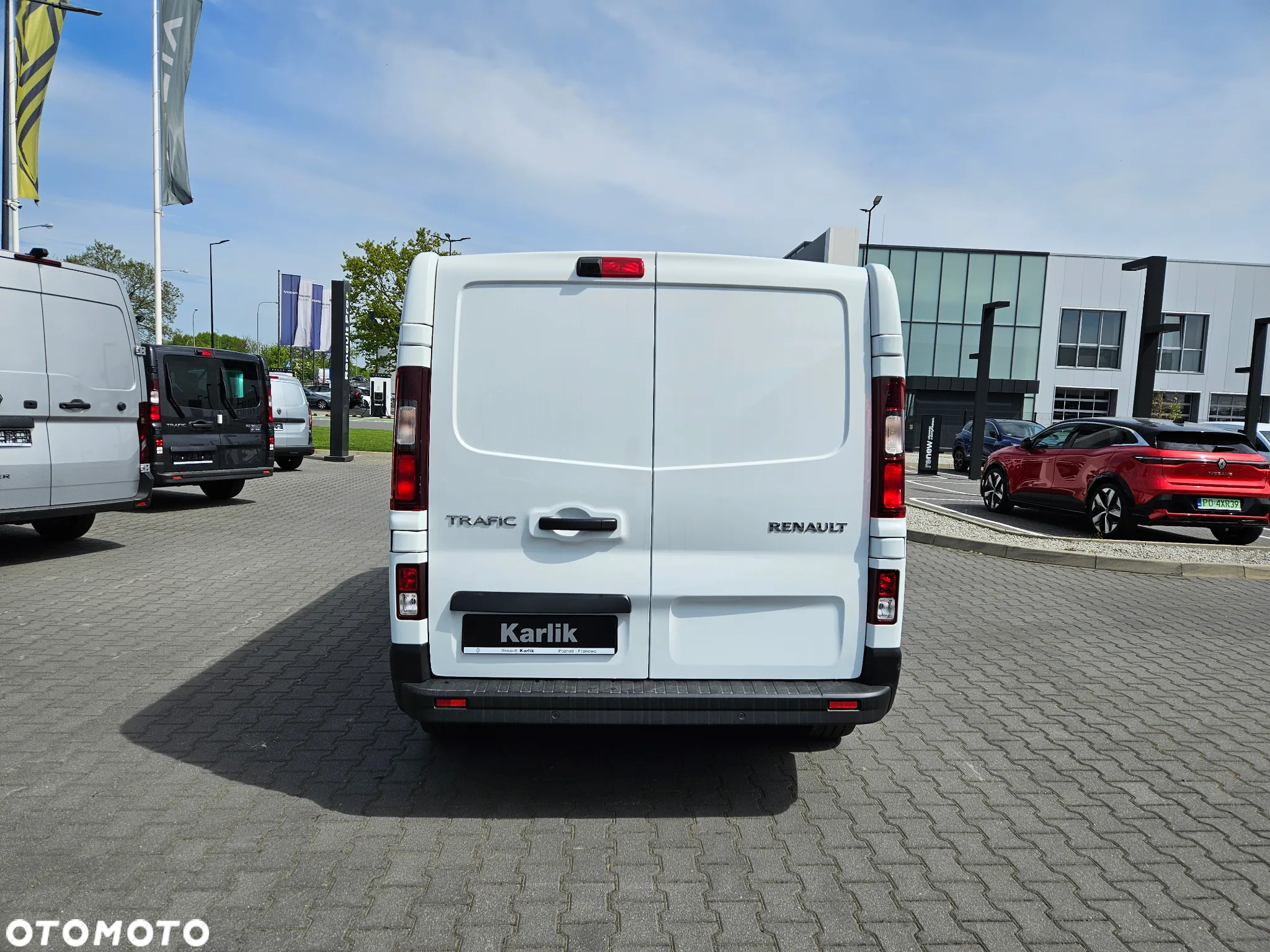 Renault Trafic Furgon L2H1 2.0dCi 150 KM - 6
