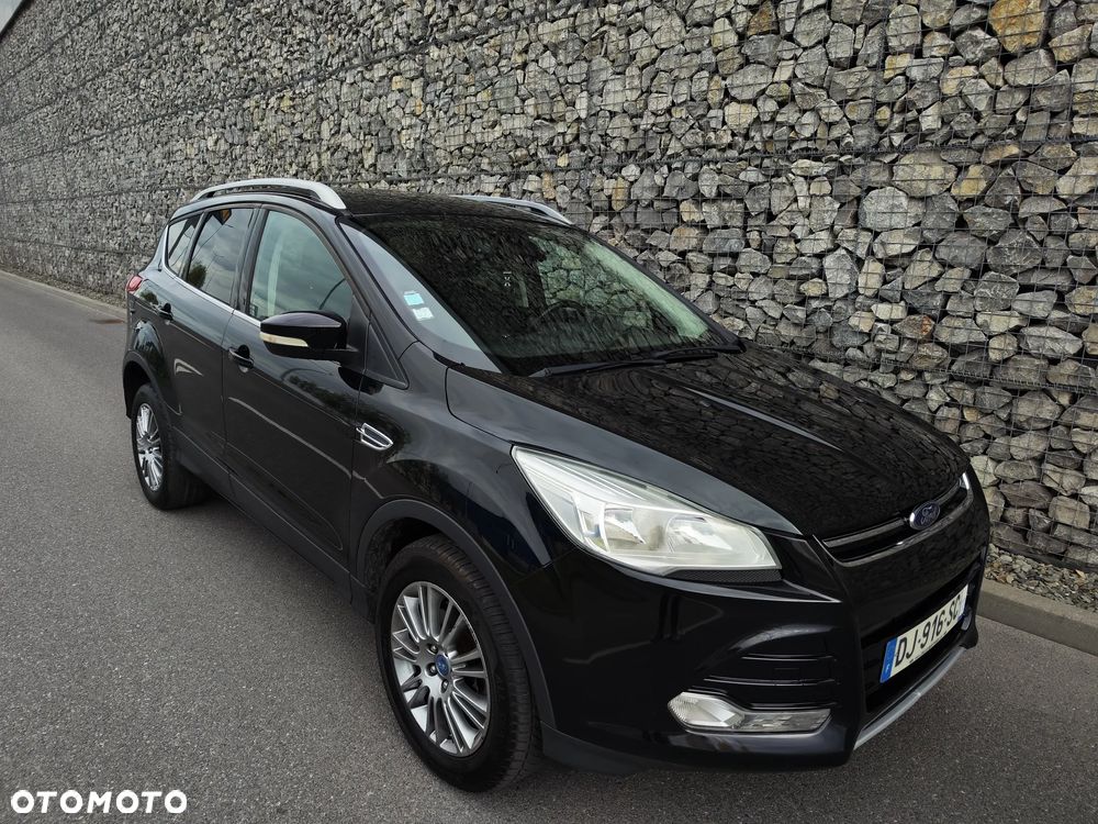 Ford Kuga 2.0 TDCi 2x4 Titanium - 2