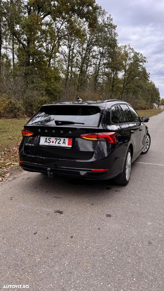 Skoda Octavia 2.0 TDI DSG Sportline - 2