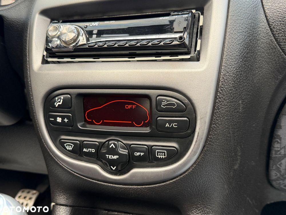 Peugeot 206 CC - 22