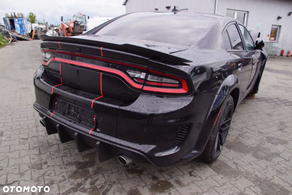 Auto na części 692106889 dodge charger gt awd 2022 3.6 pentastar 215 kw 292 km 4x4 awd przebieg 69000 km silnik 3.6 pentastar skrzynia automatyczna napęd 4x4 drzwi maska zderzak błotnik klapa bagażnika lampa led reflektor led lusterko fotel airbag deska rozdzielcza konsola środkowa kierownica moduły sterowniki ecu komputer pdc radar kamera chłodnica wentylator alternator rozrusznik pompa wody przepustnica kolektor wał napędowy półoś dyferencjał piasta wahacz amortyzator sprężyna zacisk tarcza hamulcowa nadkole pas przedni belka atrapa grill listwy uszczelki szyba podsufitka tapicerka wyświetlacz licznik radio uconnect nagłośnienie klimatyzacja chłodnica klimatyzacji skraplacz kompresor klimatyzacji maglownica przekładnia kierownicza zawieszenie części używane oryginalne dodge charger części dodge charger gt awd dodge na części dodge charger na części dodge części dodge charger 2022 dodge charger 3.6 pentastar dodge charger awd dodge charger gt dodge charger części auto na części - 16