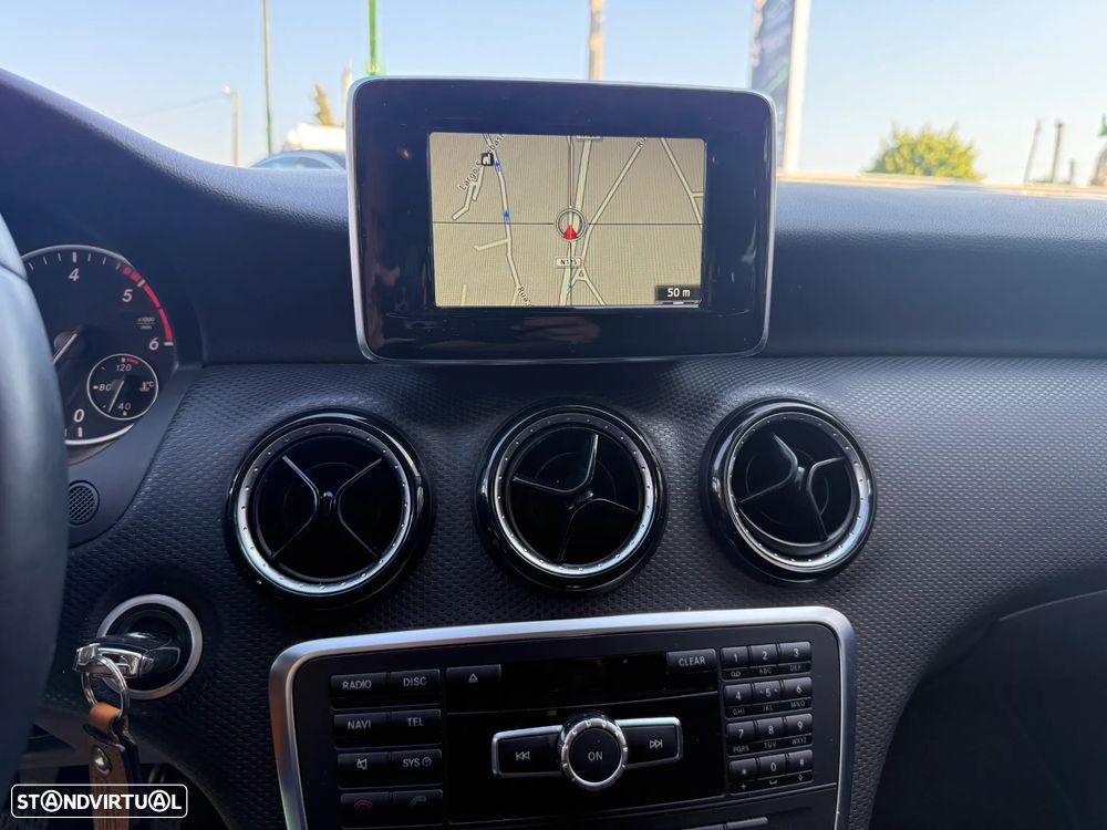 Mercedes-Benz A 180 CDI (BlueEFFICIENCY) - 29