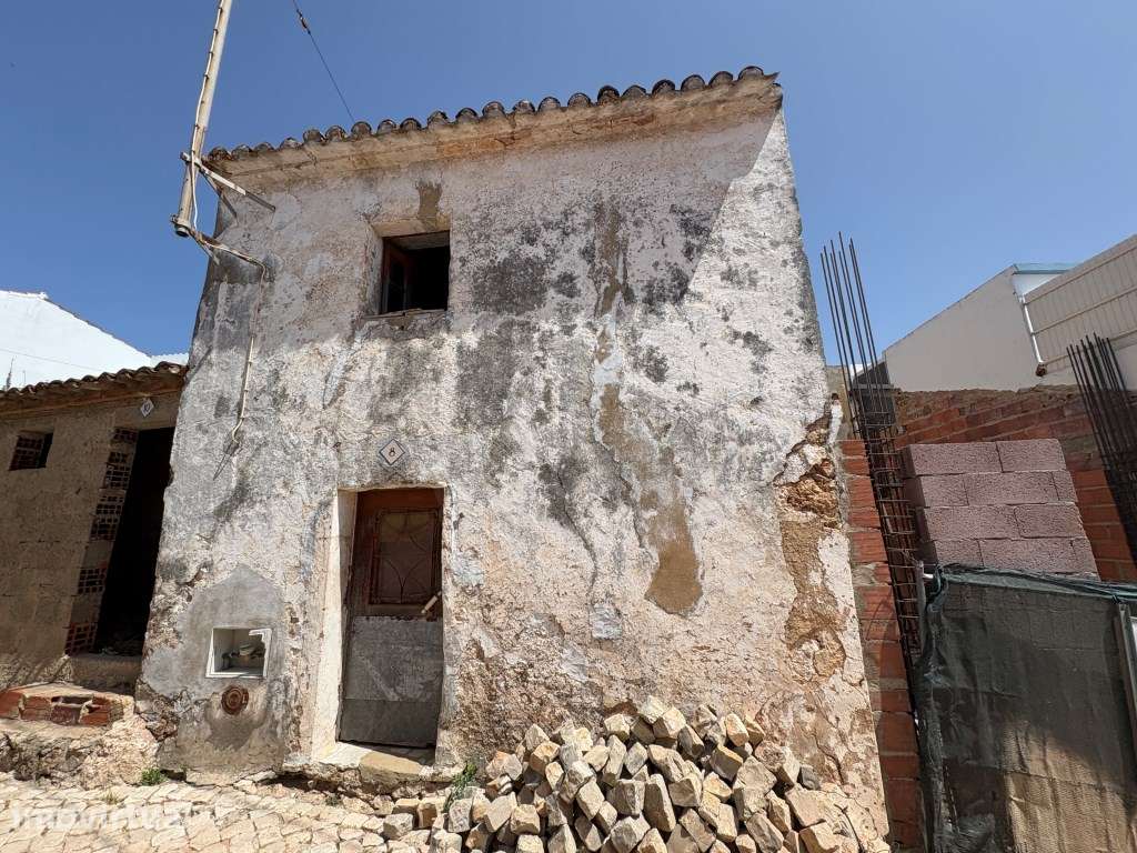 Moradia antiga para recuperar, Benafim, Algarve - Grande imagem: 4/11