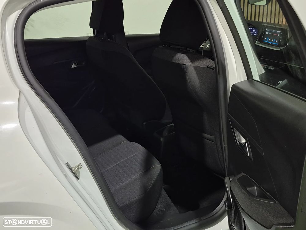 Peugeot 208 1.2 PureTech Active - 14