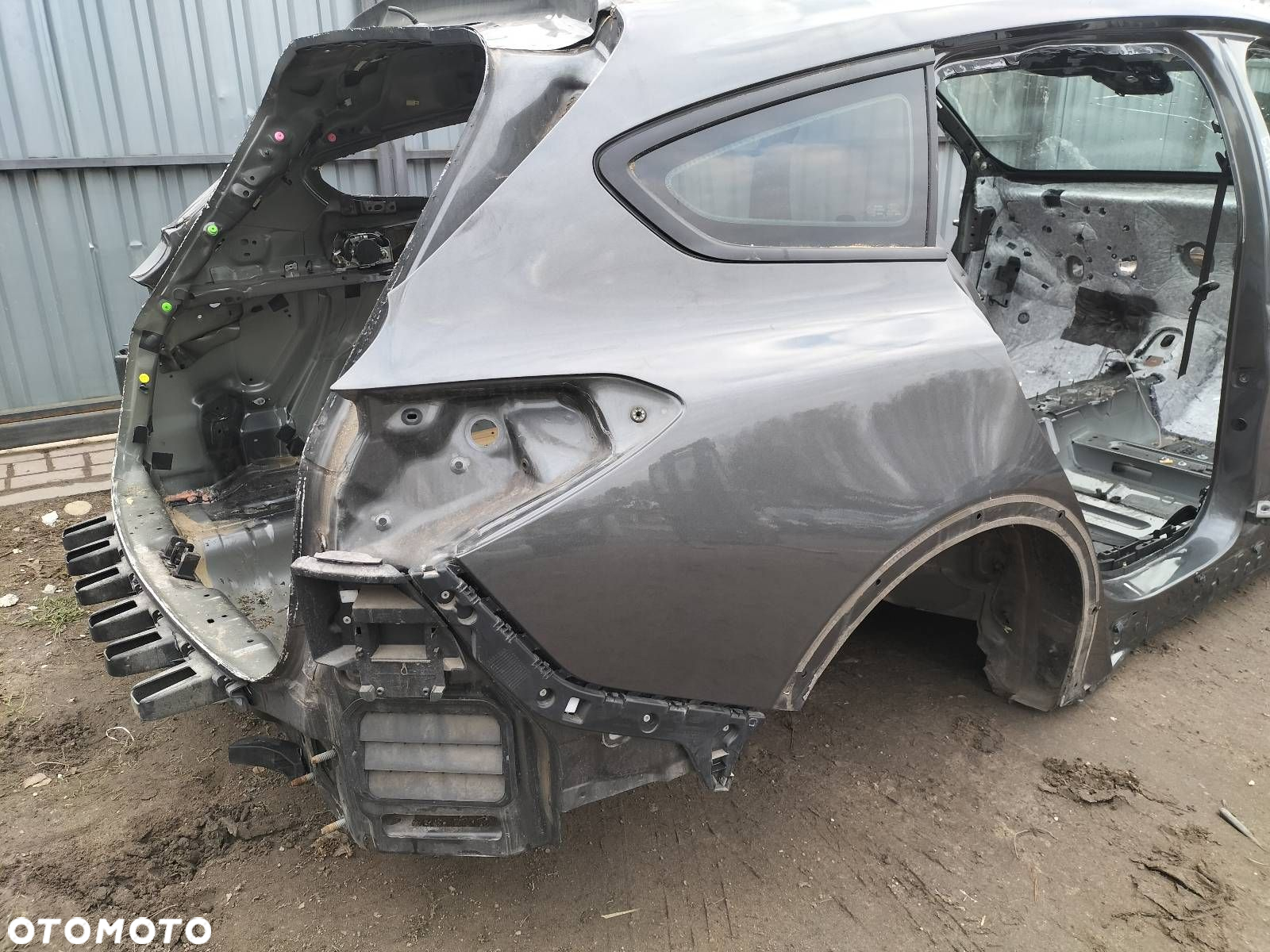 ĆWIARTKA BŁOTNIK PRAWY TYŁ FORD FOCUS MK4 KOMBI BJ - 3