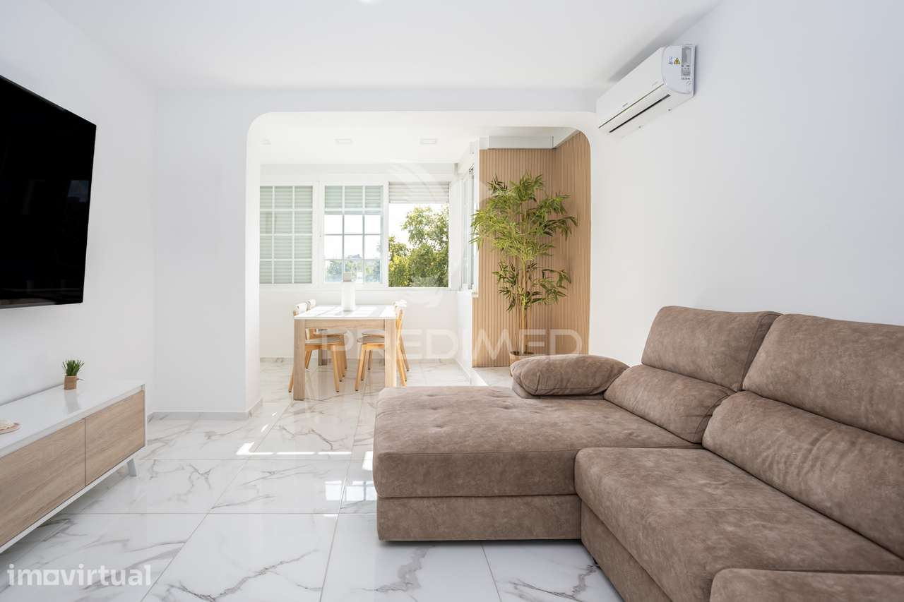 Apartamento T2 || Laranjeiro - Grande imagem: 2/21