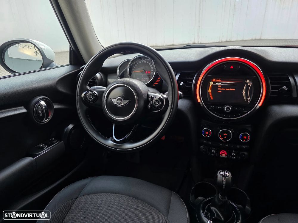 MINI 3 Portas Cooper D - 40