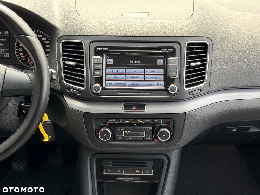 Volkswagen Sharan - 18