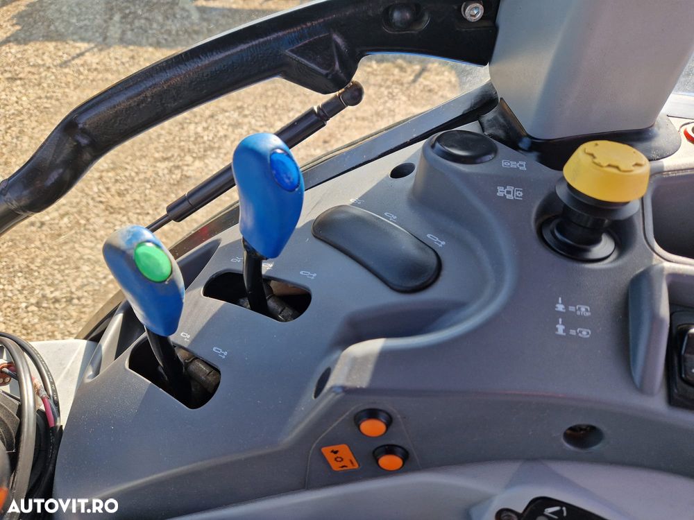 New Holland T5.105 TRACTOR AGRICOL 4x4 - 40