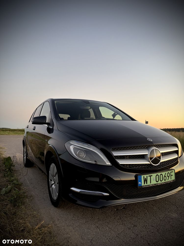 Mercedes-Benz Inny - 1