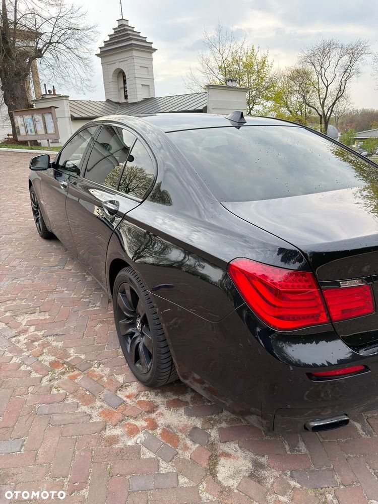 BMW Seria 7 740d xDrive - 4