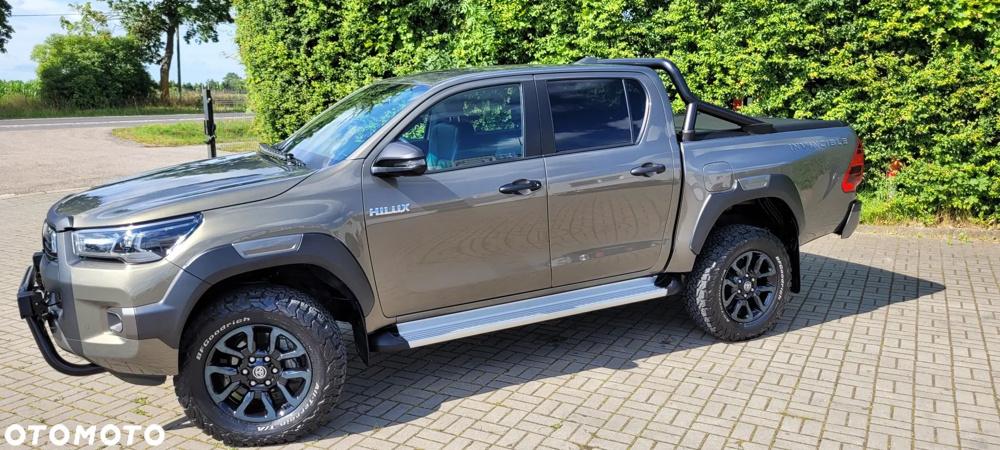 Toyota Hilux 2.8 D-4D Double Cab Invincible 4x4 - 2