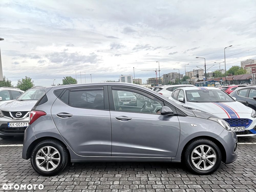 Hyundai i10 1.2 Fifa World Cup Edition - 5