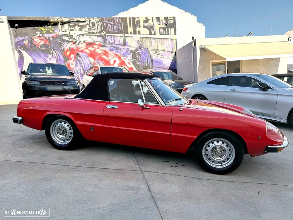 Alfa Romeo Spider - 3