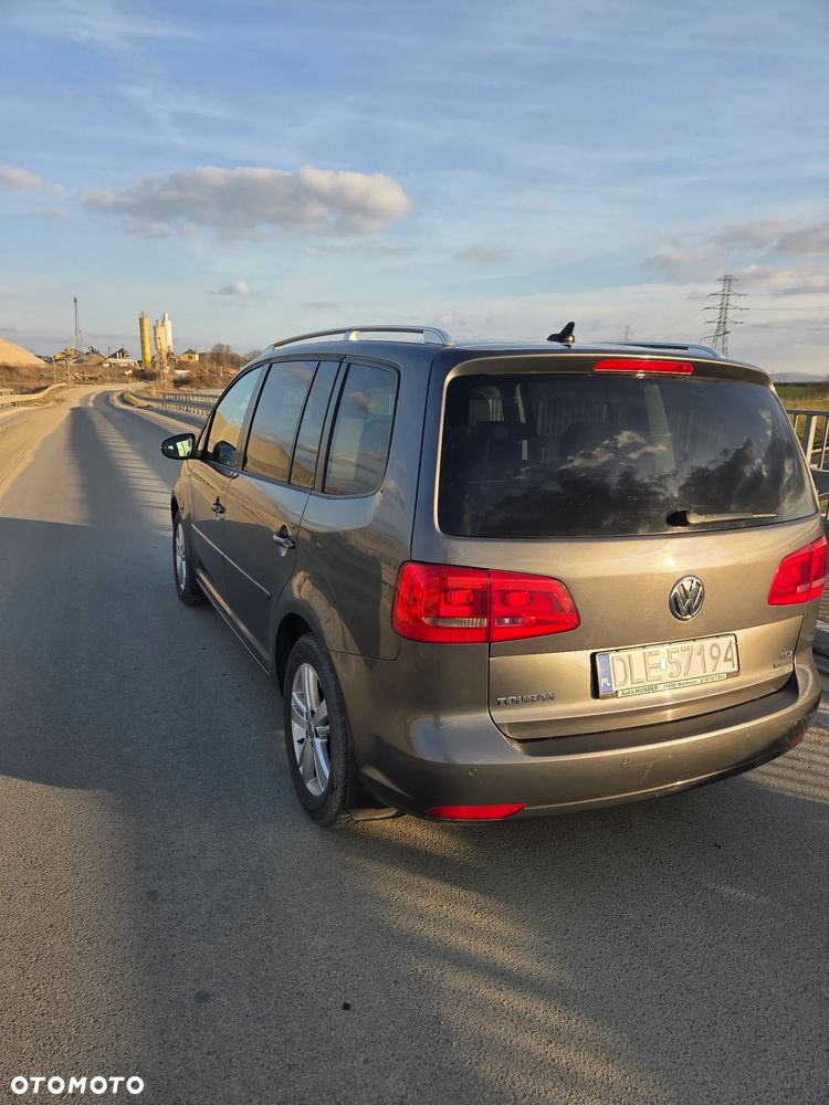 Volkswagen Touran 1.6 TDI DPF BlueMotion Technology MATCH - 12