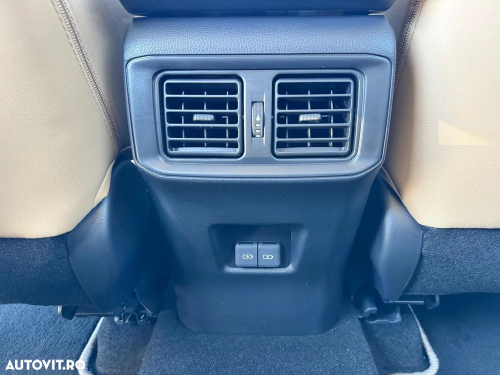 Toyota RAV4 - 23