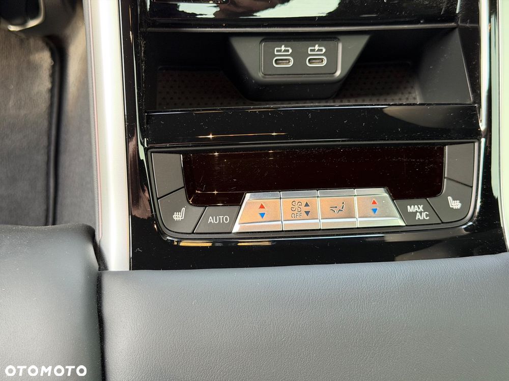 BMW Seria 8 - 11