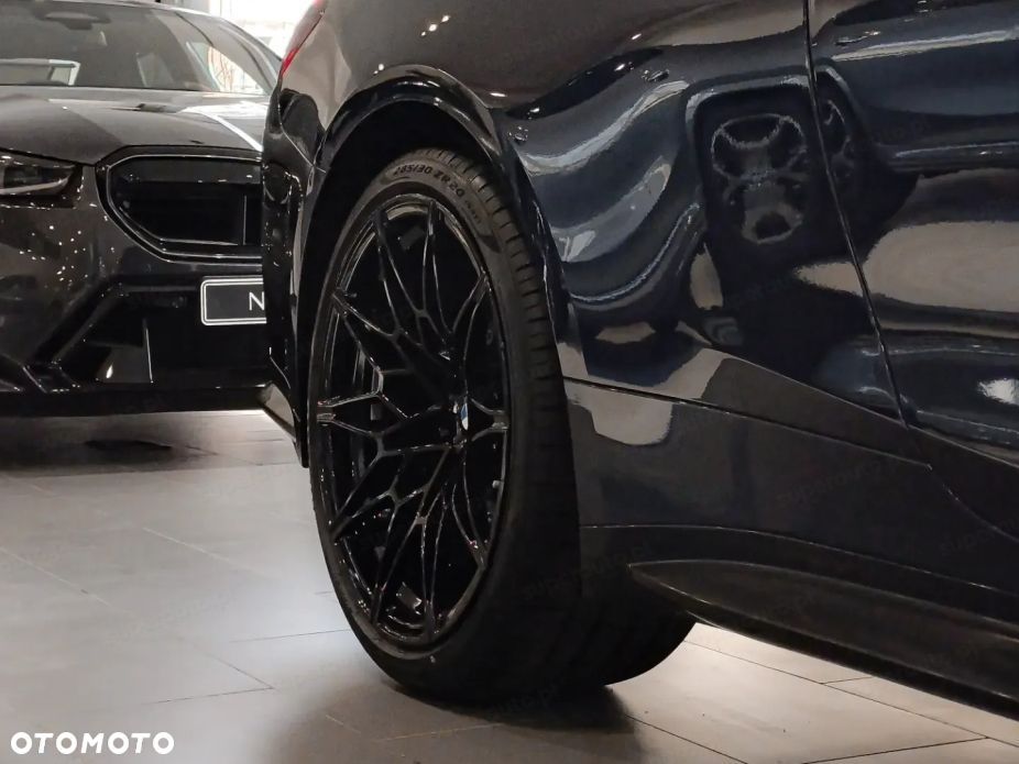 BMW M4 Competition M xDrive - 16