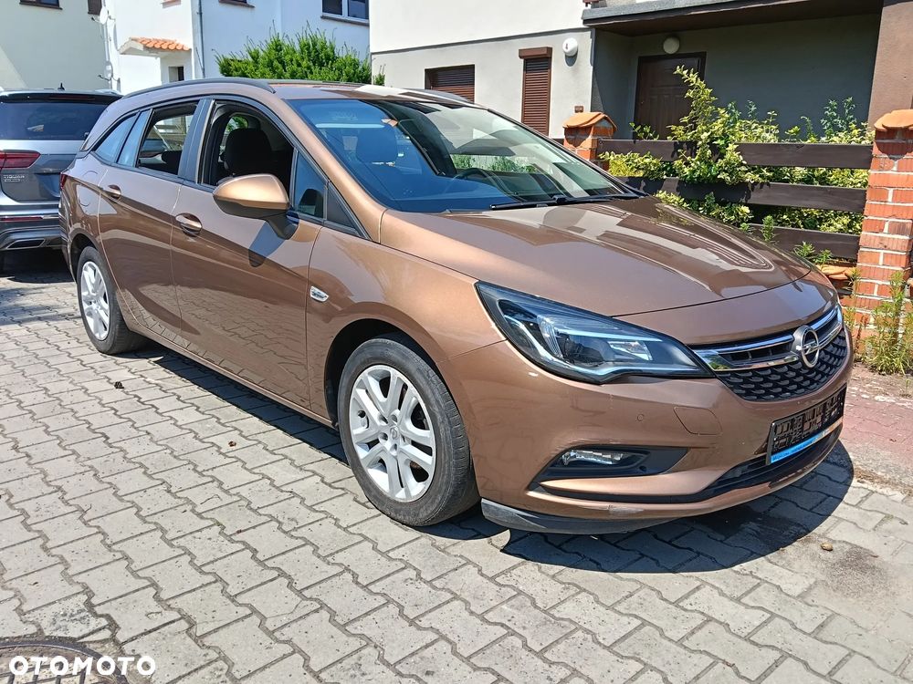 Opel Astra 1.6 CDTI DPF ecoFLEX Start/Stop Edition - 1