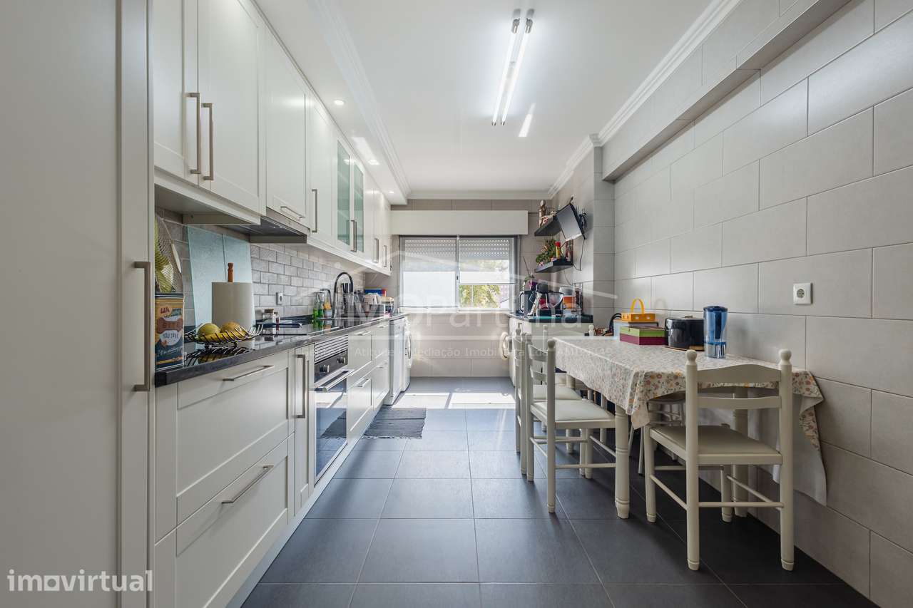 Apartamento T2 à venda na Praceta Tojal Agualva - Grande imagem: 2/16