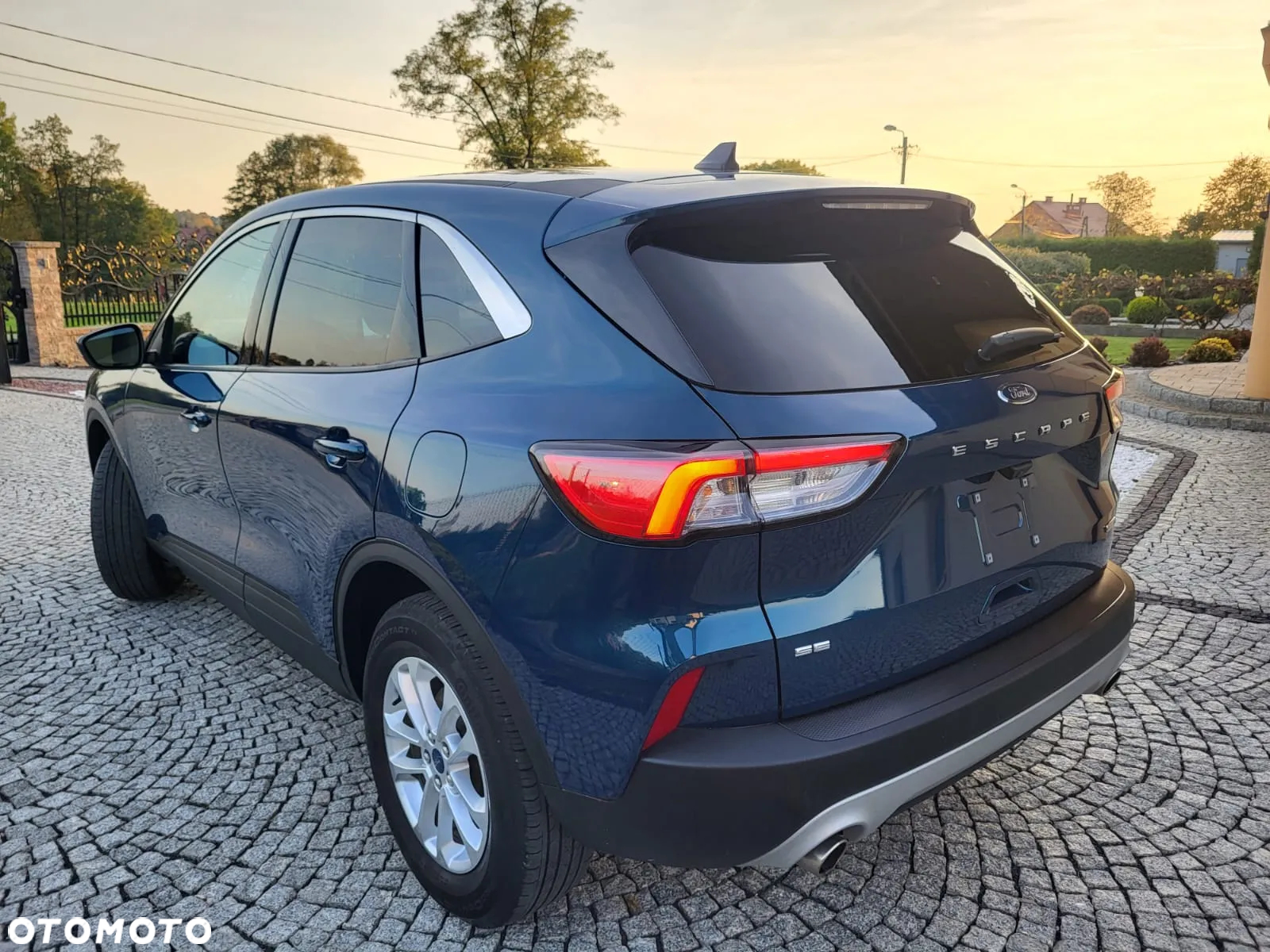Ford Kuga - 17