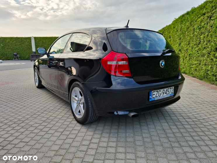 BMW Seria 1 116d - 5