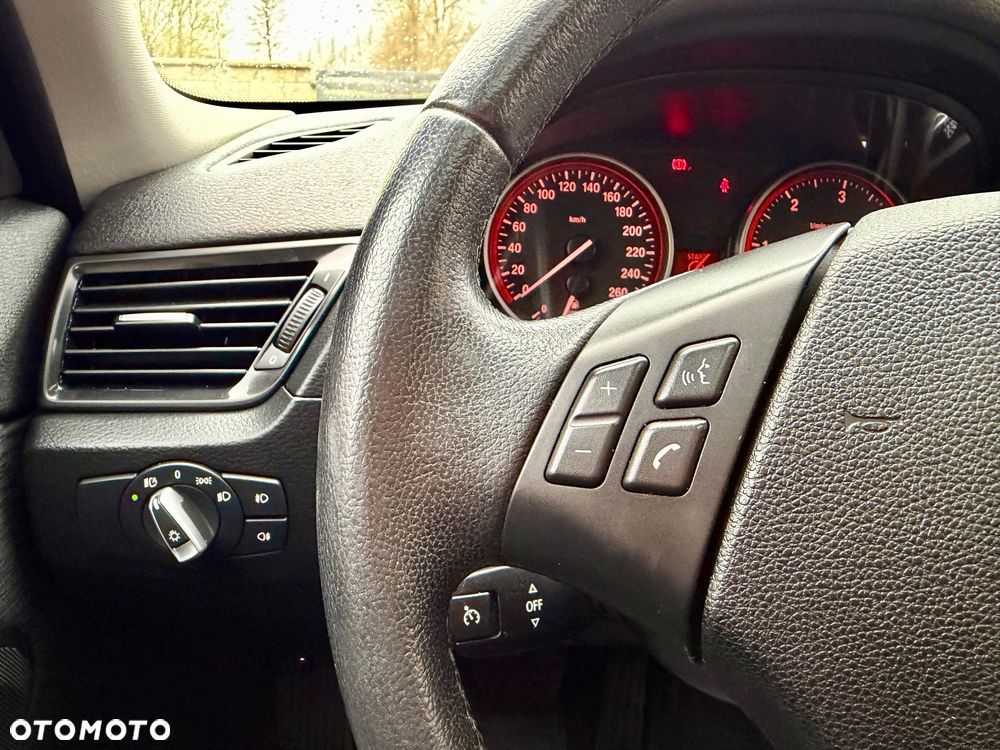 BMW X1 xDrive18d Sport Line - 20