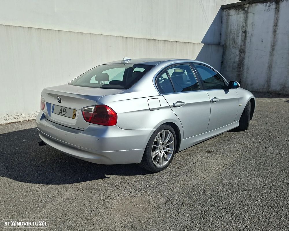 BMW 320 dA - 3